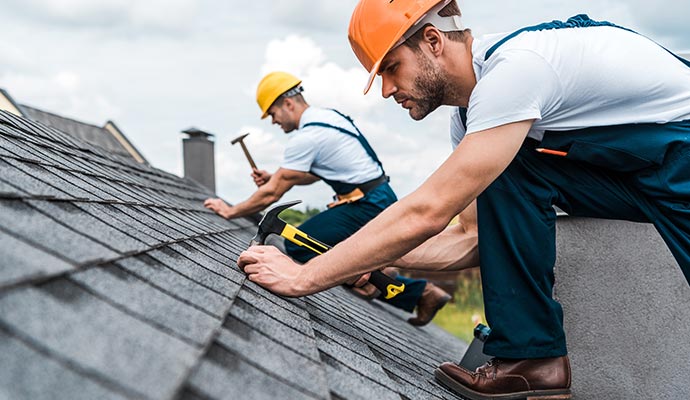 professional vs diy shingle roof repairing service