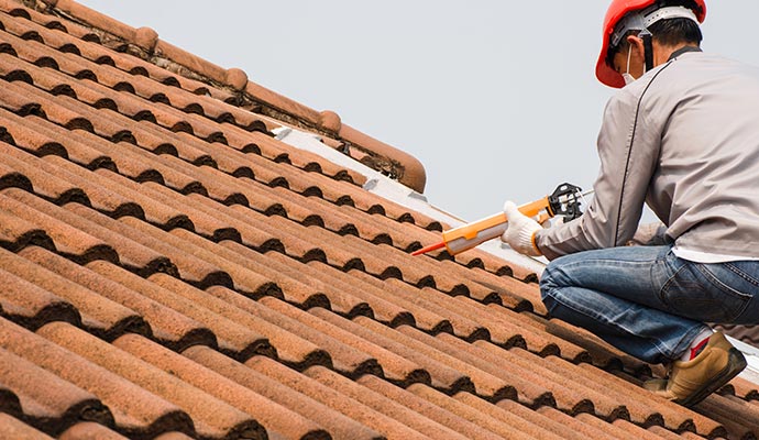 Roofing Repair from Water Leaks in Des Moines, IA